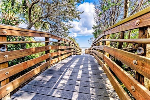Path to the beach. 180 yards from the villa.