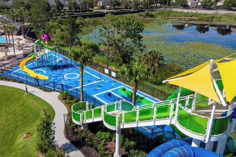Windsor Hills water park just 2 minutes away