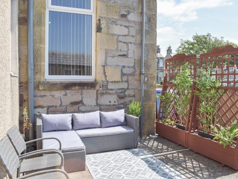 Sitting-out-area | Sorbie Villa, Ardrossan, near Ayr