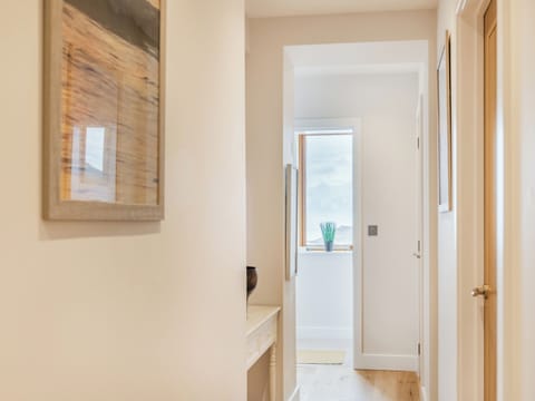 Hallway | Sunset Beach - Crows Nest, Mortehoe, near Woolacombe