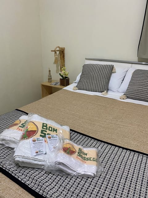 Hypo-allergenic bedding, individually decorated, free WiFi