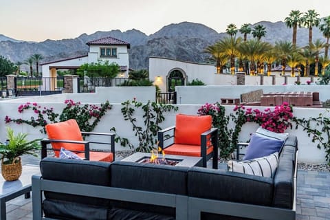 Outdoor Lounge with fireplace