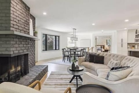 Fd2eaeba f191 4388 a44b 4f29c5569b57