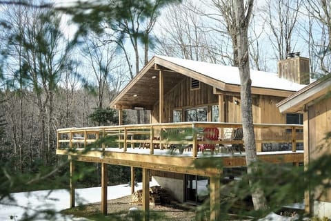 Welcome to the Mt Snow Ski Shanty!