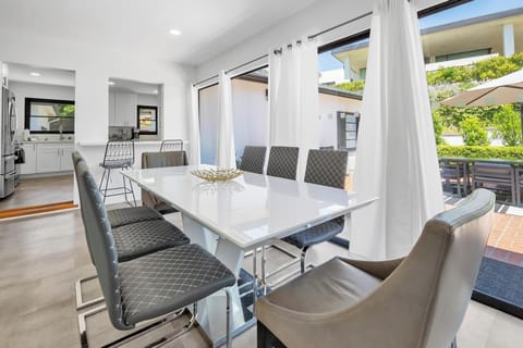 Dining for 8 inside.