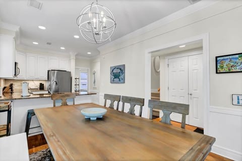 107 Grand Pavilion Open Concept Kitchen and Dining