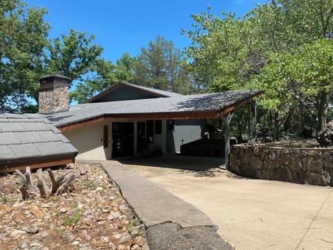 Lots of parking and very accessible.