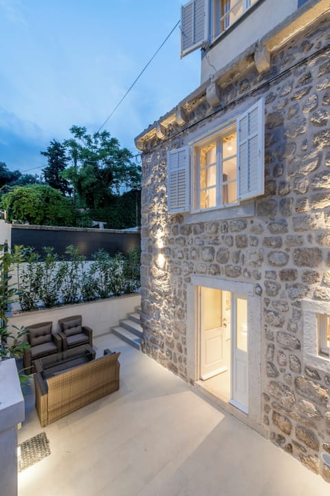 Deluxe House | Terrace/patio