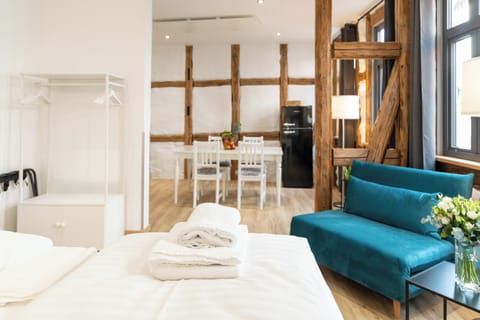 Superior Studio, Annex Building | In-room safe, individually decorated, individually furnished