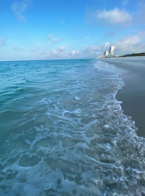 Bid-A-Wee beach