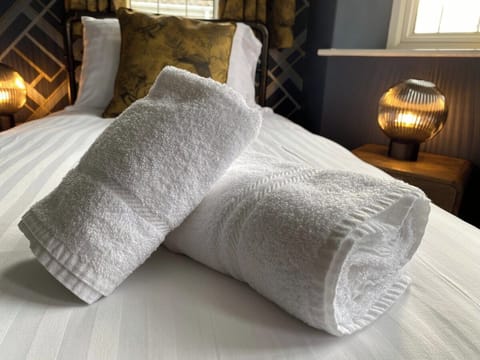 Towels and Bedding Provided - Holiday Lets In Kent