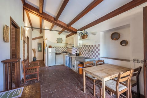 Classic Apartment, 2 Bedrooms, Patio, Ground Floor | Living area | Smart TV