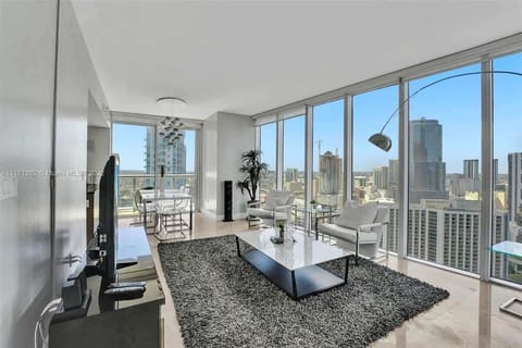 Unwind in this cozy vacation rental with sleek decor, natural light, and a relaxing vibe—ideal for short stays or extended getaways.

