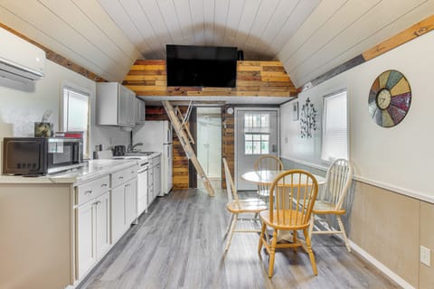 Montezuma Vacation Rental | Studio | 1BA | 2 Steps to Access | 384 Sq Ft