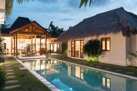 Outdoor pool, sun loungers