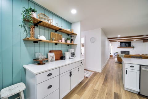 1543cd26-cd03-4912-8801-e895f8e37846