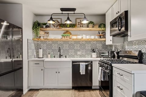 The kitchen has been equipped with all necessary cooking utensils for those of you who enjoy making special meals.