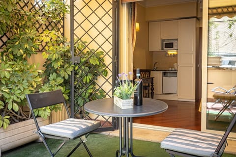 Classic Room | 1 bedroom, desk, free WiFi, bed sheets