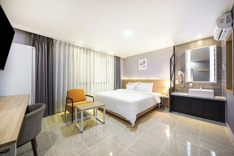 Exclusive Room | 1 bedroom, WiFi (free)
