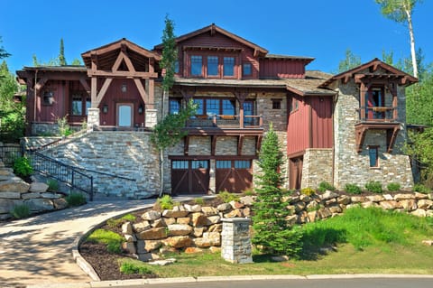 Welcome to Solstice at Empire Pass