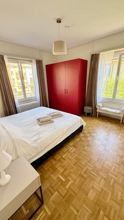 Apartment | 2 bedrooms, desk, iron/ironing board, free WiFi