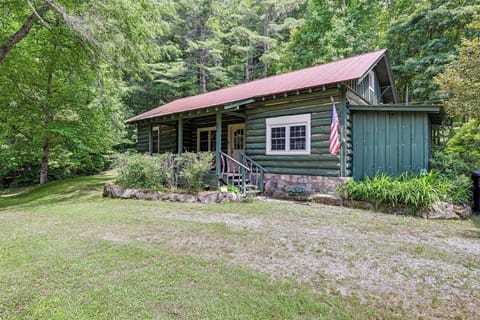 Sapphire Vacation Rental | 900 Sq Ft | 1BR | 1BA | 2 Lofts | Stairs Required