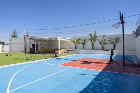 Sport court