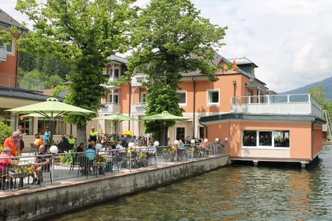 Sundeck