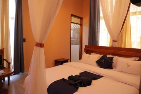 Deluxe Double Room | Premium bedding, memory foam beds, individually decorated