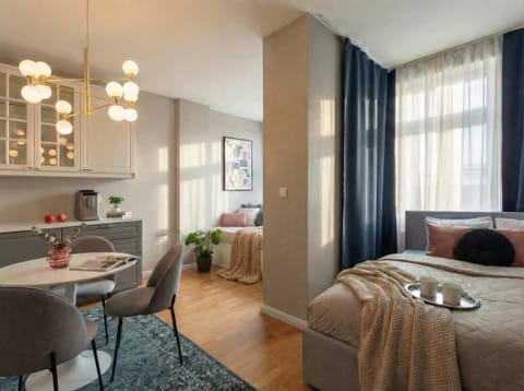 Apartment with 2 queen size beds for up to 4 people