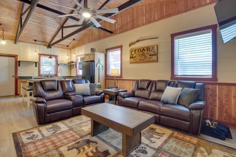 Oakland Vacation Rental | 2BR | 1BA | Step-Free Access | 750 Sq Ft