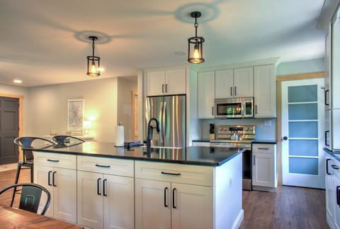 Any Cook's Delight in the Chef's Kitchen!