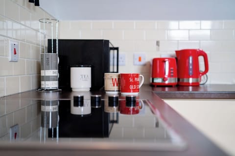 Apartment | Private kitchen | Fridge, microwave, oven, stovetop