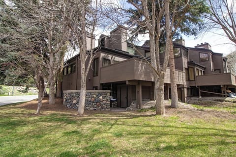 Upper deck has Hot Tub, secure ski storage room under deck with boot  dryers.