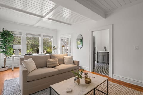 Living area with queen sized pullout mattress 