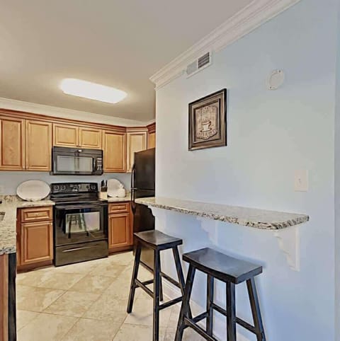 Fully equipped kitchen (1st floor)
