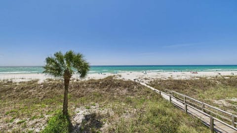 Beautiful views of the gulf from balcony