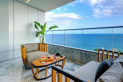 Superior Apartment | Terrace/patio