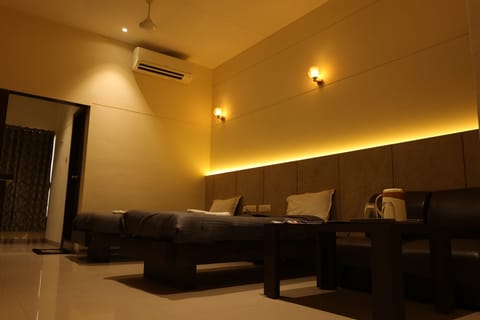 Deluxe Room | Free WiFi