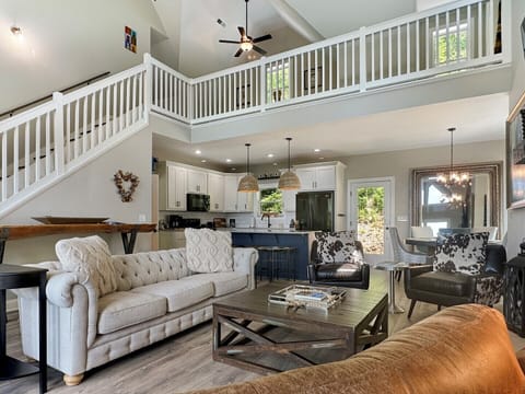 Little Bear - great room 2