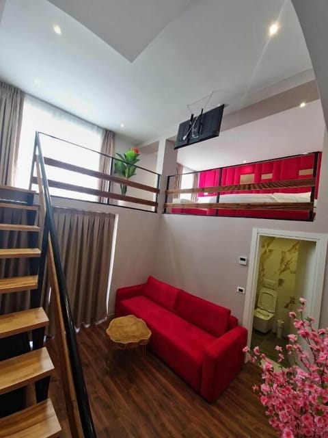 Duplex, Balcony (5 Adults) | In-room safe, desk, blackout drapes, WiFi (free)