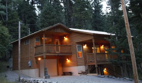 Woodlands Way Chalet- evening view.