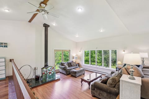 Gouldsboro Vacation Rental | 1,800 Sq Ft | 3BR | 2BA | Stairs Required
