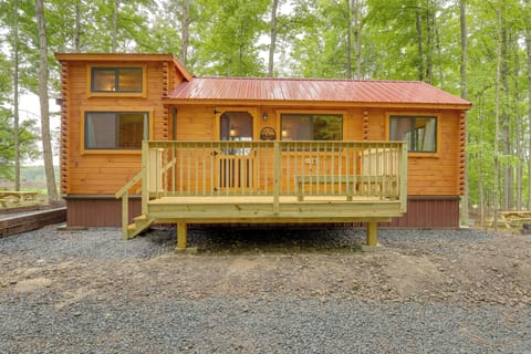 Middlebury Center Vacation Rental | 2BR + Loft | 1BA | Stairs Required