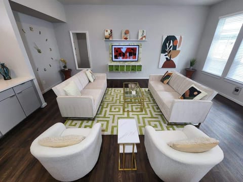 Zen House: Every element of this home has been carefully curated to create a harmonious and serene environment that nurtures both the body and the soul.