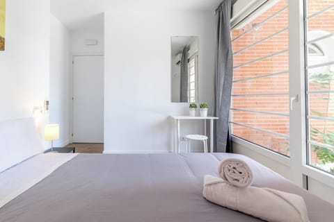 Superior Double Room, 1 Double Bed, Non Smoking, Private Bathroom | Down comforters, free WiFi