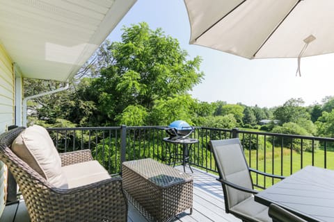 Morris Vacation Rental | 2BR | 1BA | 950 Sq Ft | 3 Exterior Steps Required