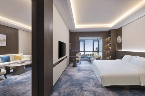 Suite, 1 Bedroom (Living Area) | Minibar, in-room safe, blackout drapes, soundproofing