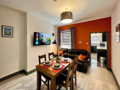 Family Townhome | Living area