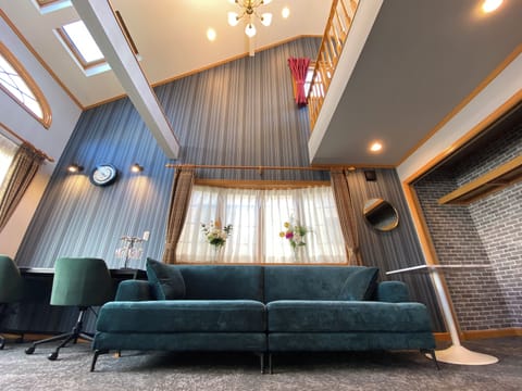 Family Chalet, 3 Bedrooms, Non Smoking | Living area | 55-inch flat-screen TV with digital channels